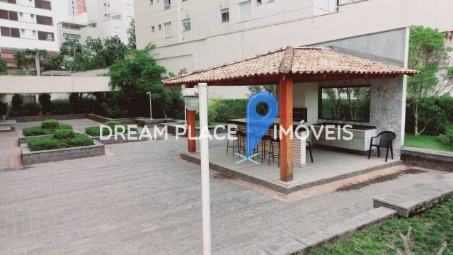 Apartamento Duplex, modernizado, 73 m², 2 suítes, 2 vagas, varanda gourmet e sacada Vila Mariana