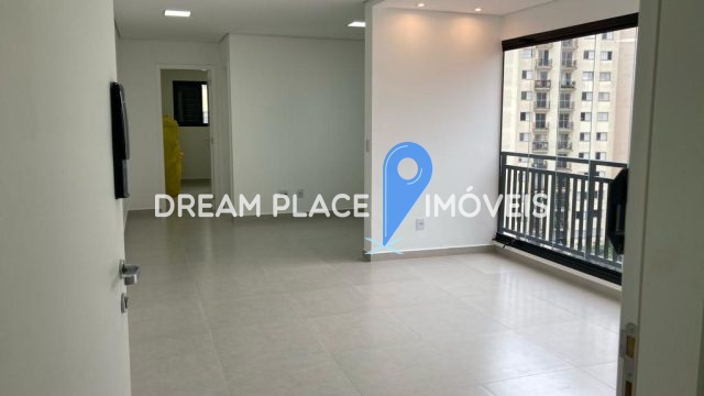 Apartamento localizado na Chácara Inglesa, próximo da estação Praça da Árvore, tem 50 m² e possui 2 dormitórios, sendo 1 suíte